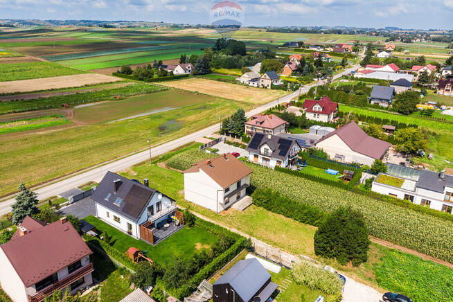 Dom z dużą działką