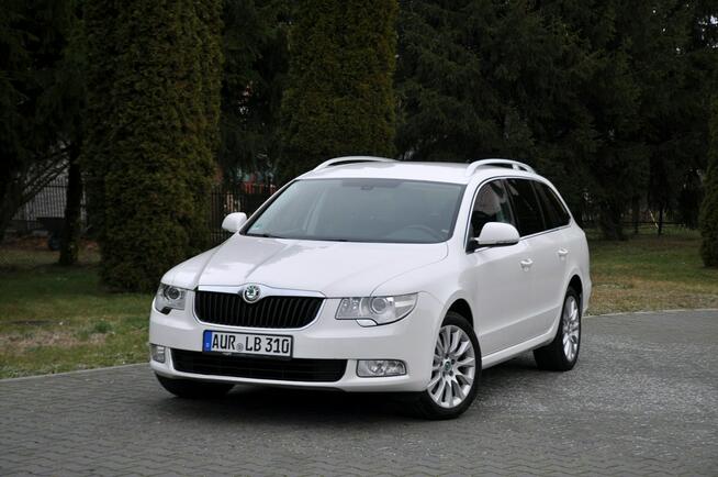 Škoda Superb 2.0TDI(140KM)*Bi-Xenon*Navi*DSG*Skóry*El.Fotele*Chrom*F1*Alu17"ASO