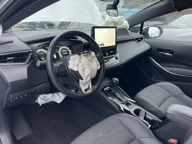 Toyota Corolla Hybryda Automat Klimatronik Podgrzewanie Kamera 140KM