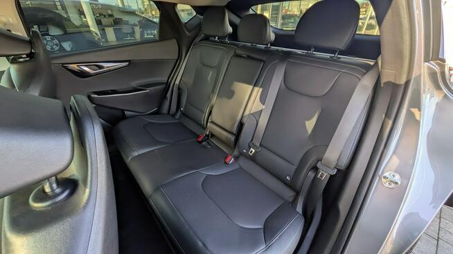 Kia EV6 84 kWh / 325KM / Wersja Plus / Zasięg do 580 km / AWD / Niski przebieg