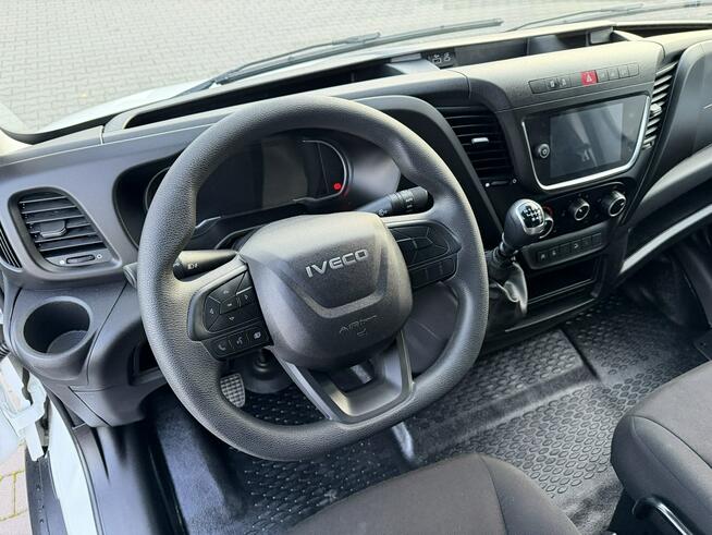 Iveco Daily 35C16 V Kontener Winda 750kg Na Bliźniaku / Bliźniacze Na Gwarancji Fabrycznej