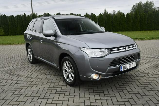 Mitsubishi Outlander 2,0Plug-IN Hybrid. 4x4.Skóry.Navi.Kam.Cof.Hands-Free.Xenony.Automat.Sz
