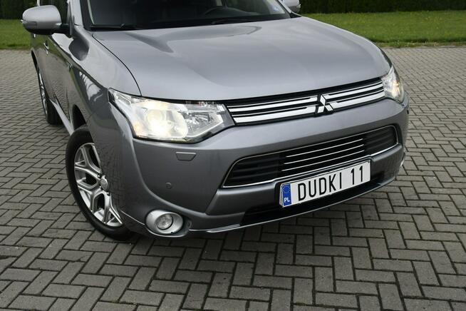 Mitsubishi Outlander 2,0Plug-IN Hybrid. 4x4.Skóry.Navi.Kam.Cof.Hands-Free.Xenony.Automat.Sz