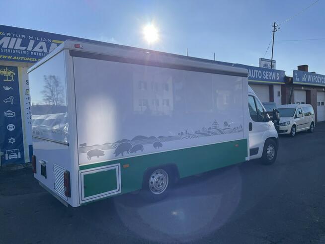 Fiat Ducato Autosklep Gastronomiczny Food Truck Foodtruck sklep W-zasil 2019 BORCO