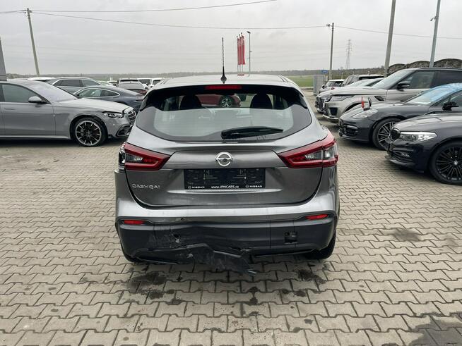Nissan Qashqai Klimatronik: 2 strefy Tempomat Podgrzewanie 140KM