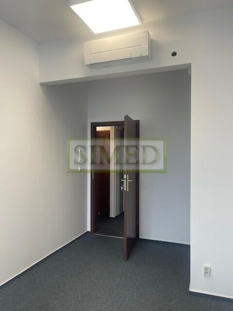 Parter, parking, dostęp 24h ,ochrona,cisza