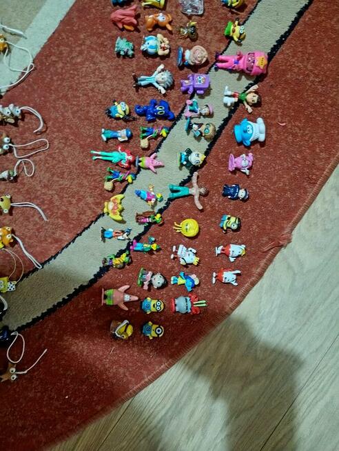 Kinder niespodzianki kolekcję