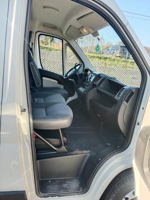 Sprzedam samochód dostawczy