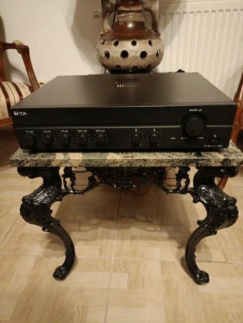 Wzmacniacz TOA A-2240 CE Cyfrowy 240 Watt