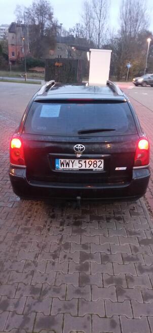 avensis 1,8 lpg opłacona z hakiem klima 4xel szyby do jazdy