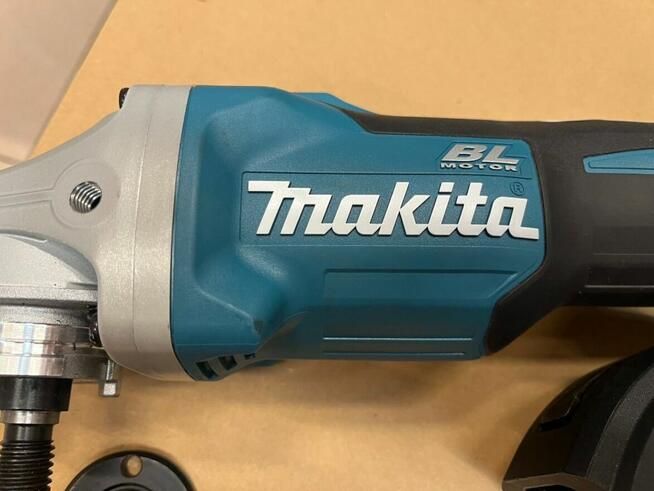 Nowa szlifierka kątowa akumulatorowa Makita