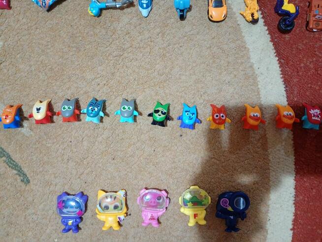 Kinder niespodzianki kolekcję