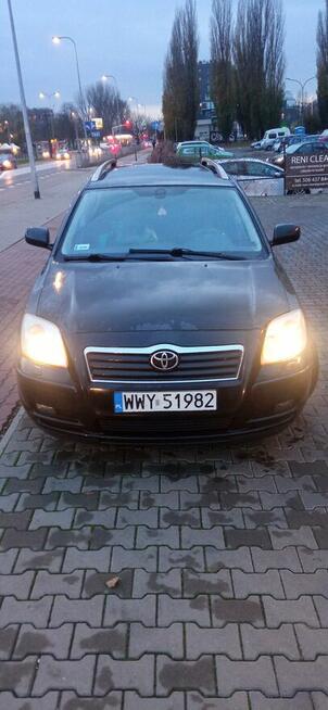 avensis 1,8 lpg opłacona z hakiem klima 4xel szyby do jazdy