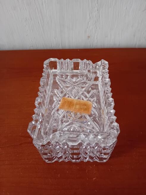 Krysztalowa papierosnica popielniczka