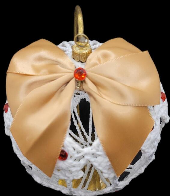 Bombka na stojaku ręcznie wykonana