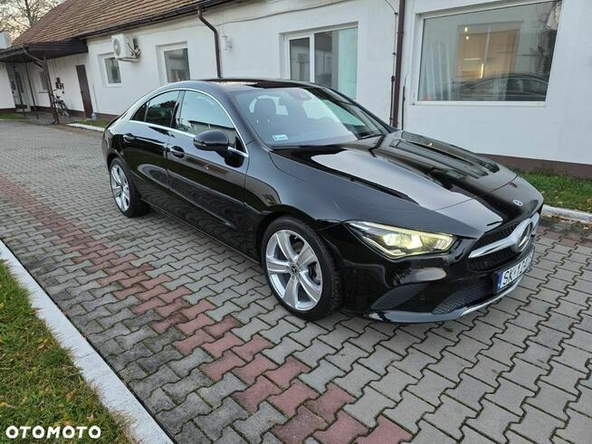 Mercedes-Benz CLA 180 Progressive 7G-DCT