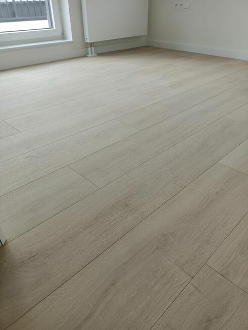 Montaż Paneli, Podłóg i Drzwi w Kościanie – Profesjonalnie