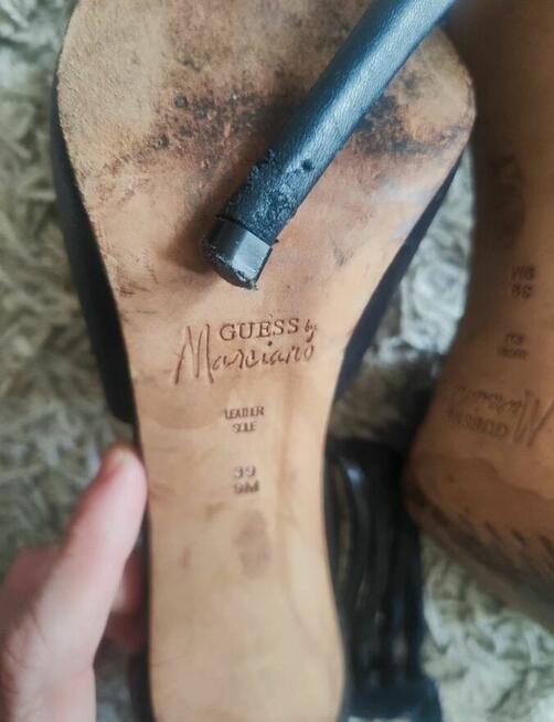 Szpilki Guess Marciano 39