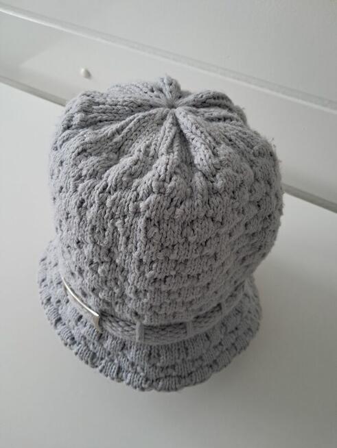 Czapka – kapelusik, wełniana, do sprzedania