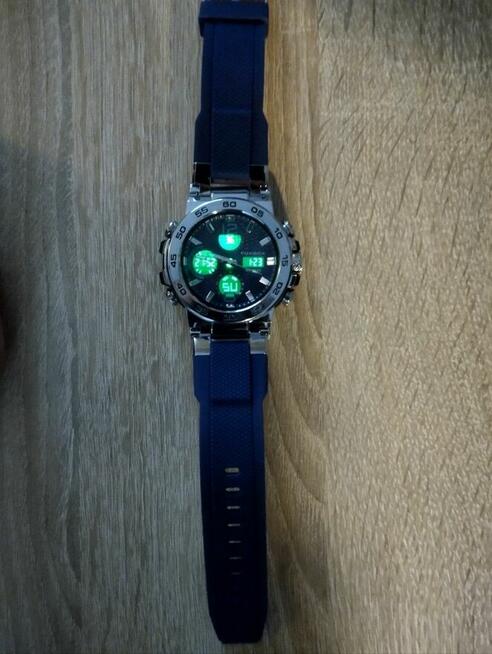 Zegarek na rękę z Niebieskim podświetleniem