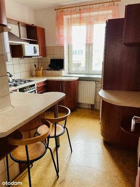 Wynajmę mieszkanie 3 pokoje z balkonem, 64 m2