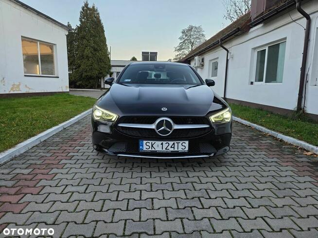 Mercedes-Benz CLA 180 Progressive 7G-DCT