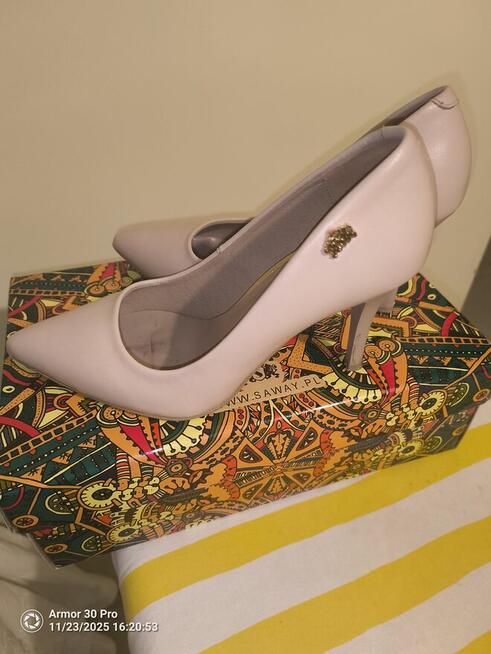 Sprzedam skórzana buty damskie roz.36