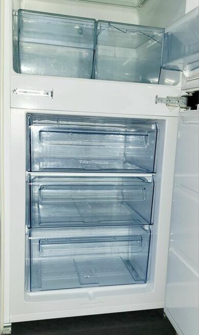 Lodówka pod zabudowę Electrolux