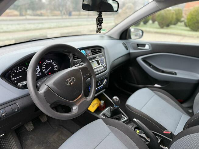 Hyundai i20 – 2017 – Stan IDEALNY – 75 KM – Okazja!