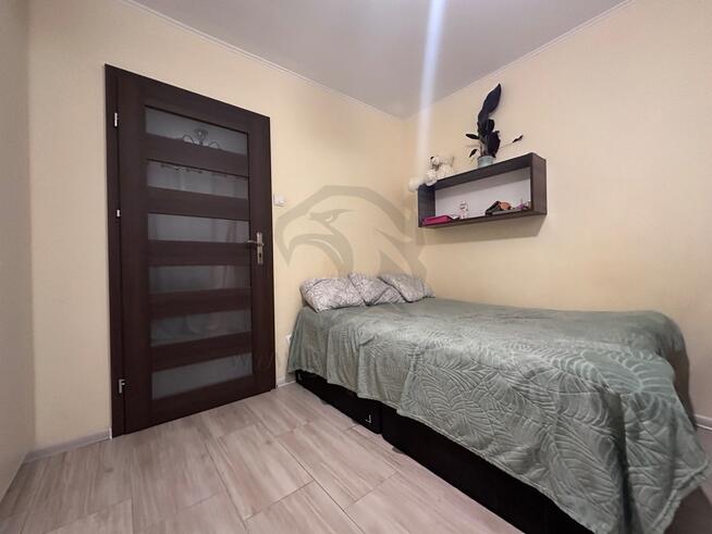 Drodzy Państwo, witamy w naszym skromnym studiu TV