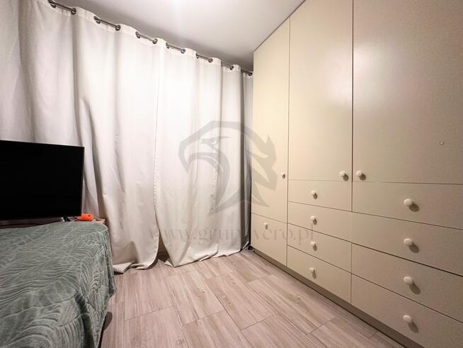 Drodzy Państwo, witamy w naszym skromnym studiu TV