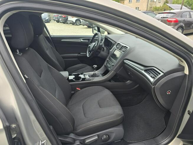 Ford Mondeo Liftback