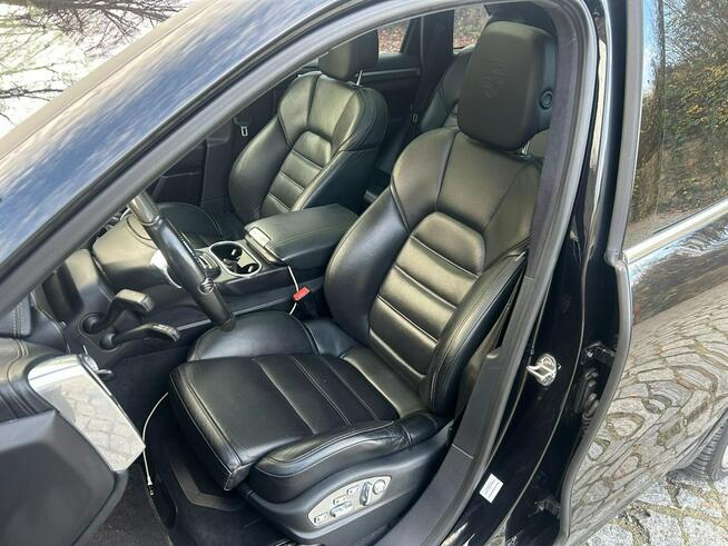 Porsche Cayenne Turbo Salon Polska
