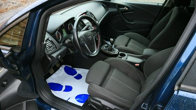 Opel Astra -Grzana Kierownica-Grzane Fotele-Tempomat-Czujniki Parkowania