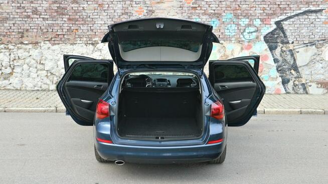 Opel Astra -Grzana Kierownica-Grzane Fotele-Tempomat-Czujniki Parkowania