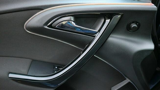 Opel Astra -Grzana Kierownica-Grzane Fotele-Tempomat-Czujniki Parkowania