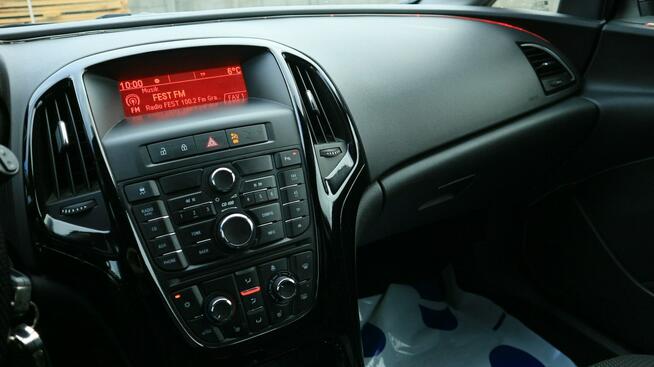 Opel Astra -Grzana Kierownica-Grzane Fotele-Tempomat-Czujniki Parkowania