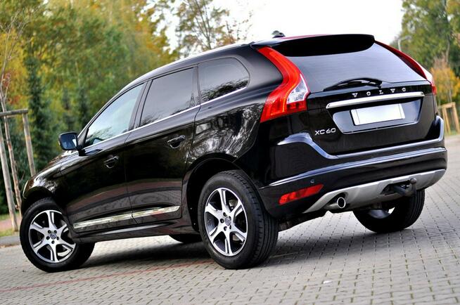 Volvo XC 60 LiFT 2,0 D3 5-Cilindrów Ledy Digital Navi Skóra Grzana Mały Przebieg