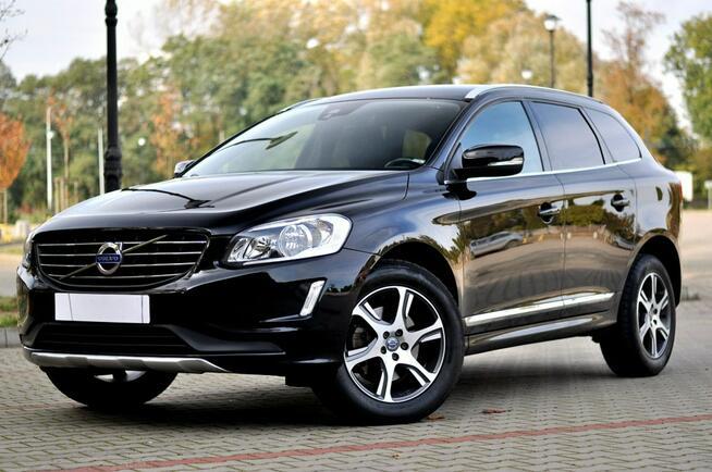 Volvo XC 60 LiFT 2,0 D3 5-Cilindrów Ledy Digital Navi Skóra Grzana Mały Przebieg