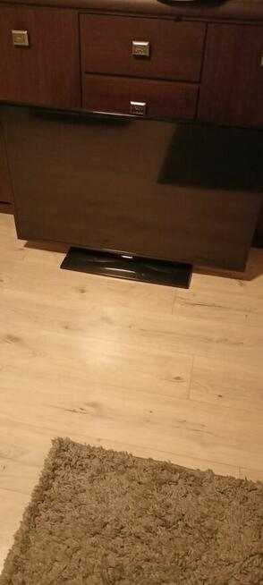 Sprzedam telewizor Samsung 42