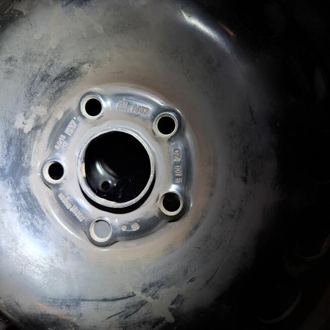 Opony zimowe z felgami stalowymi +kołpaki 195 65 15 Astra k