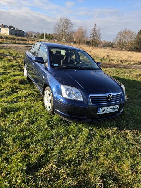 Sprzedam Toyote Avensis