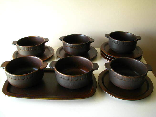 Kamionkowe miseczki z uszkami talerzyki i patera – tacka