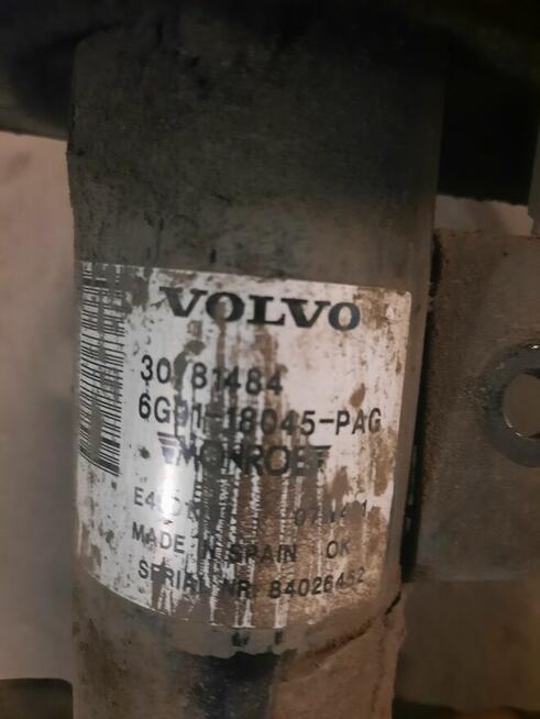 Amortyzatory przód volvo xc70 08- nivo aktywny 31340319 i 18