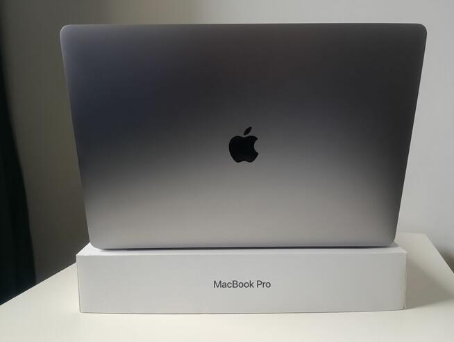 Macbook Pro A1990 2019/15,4 Retina/i9/16GB/512GB SSD/Touch