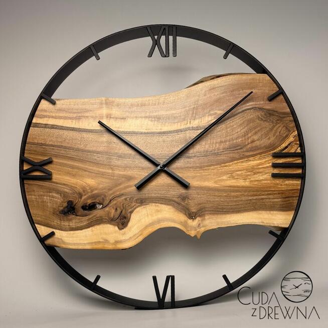 Nowoczesny zegar loft z drewnem