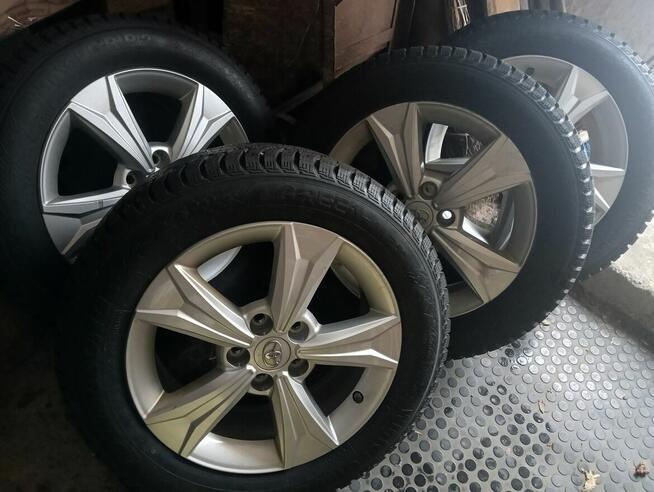 Alufelgi Koła 17 Toyota C-HR itp z oponami zimowymi 2023r.