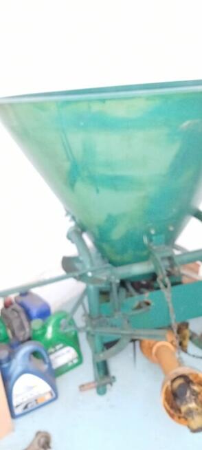 Sprzedam rozsiewacz do nawozu