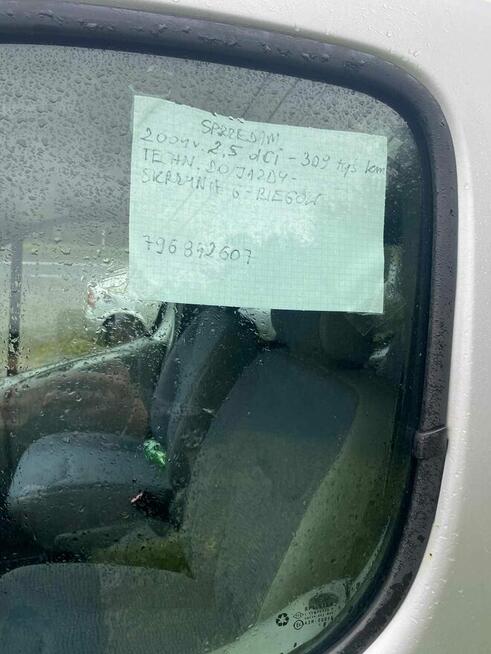 Sprzedam renault trafic 9 osobowy