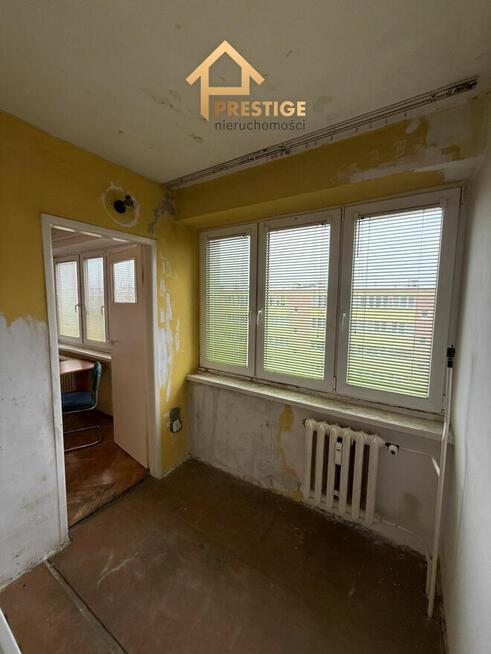 Kawalerka do generalnego remontu na sprzedaż.